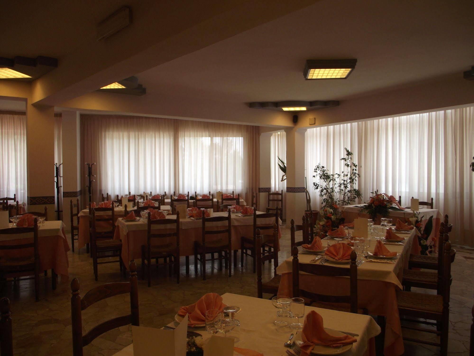 Hotel Ristorante Mosaici Piazza Armerina Eksteriør bilde