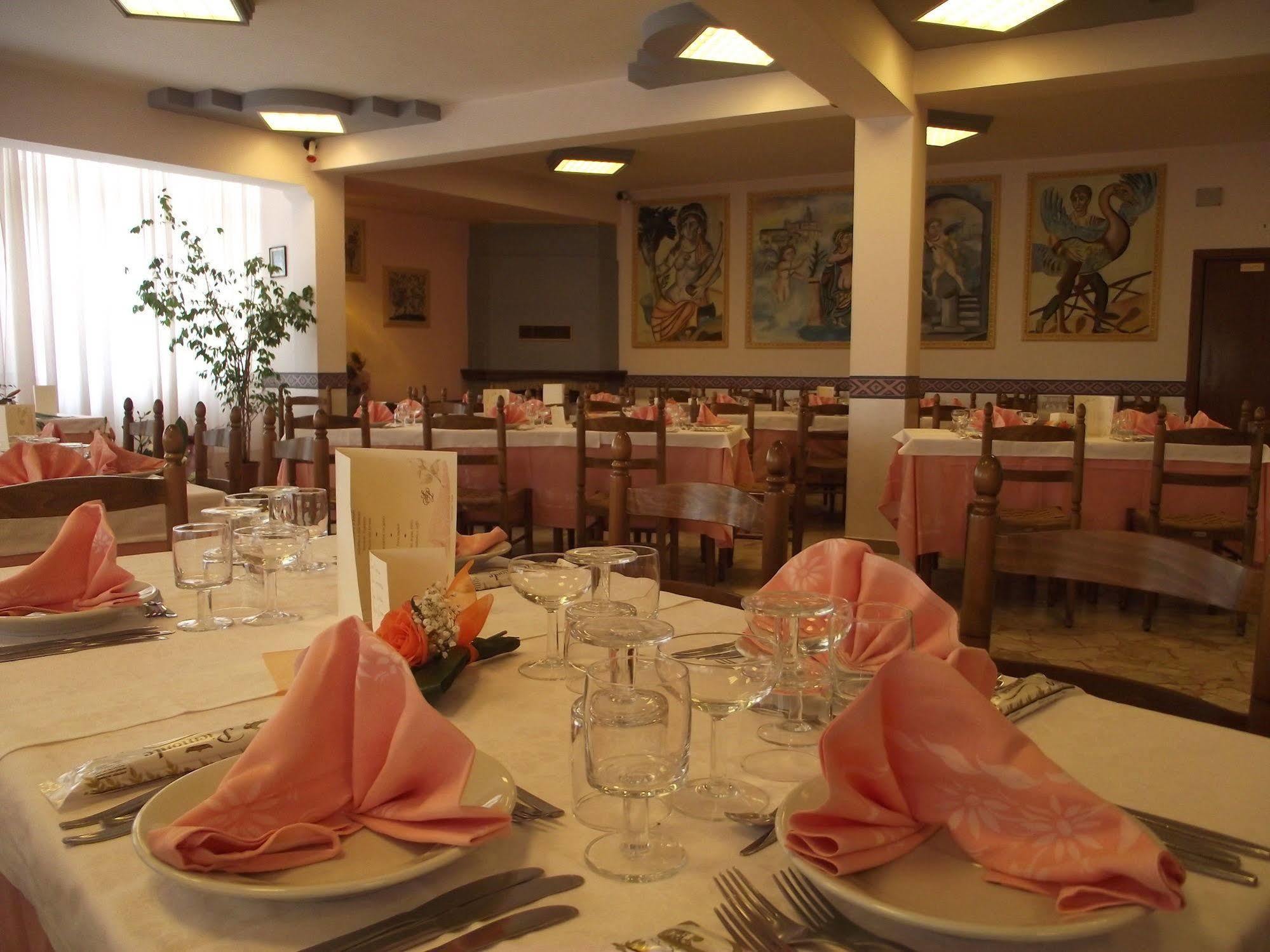 Hotel Ristorante Mosaici Piazza Armerina Eksteriør bilde
